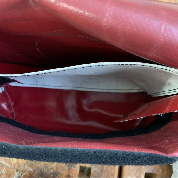 FREITAG Lassie Messenger Bag Unisex Red & White OOAK - Picture 8 of 16